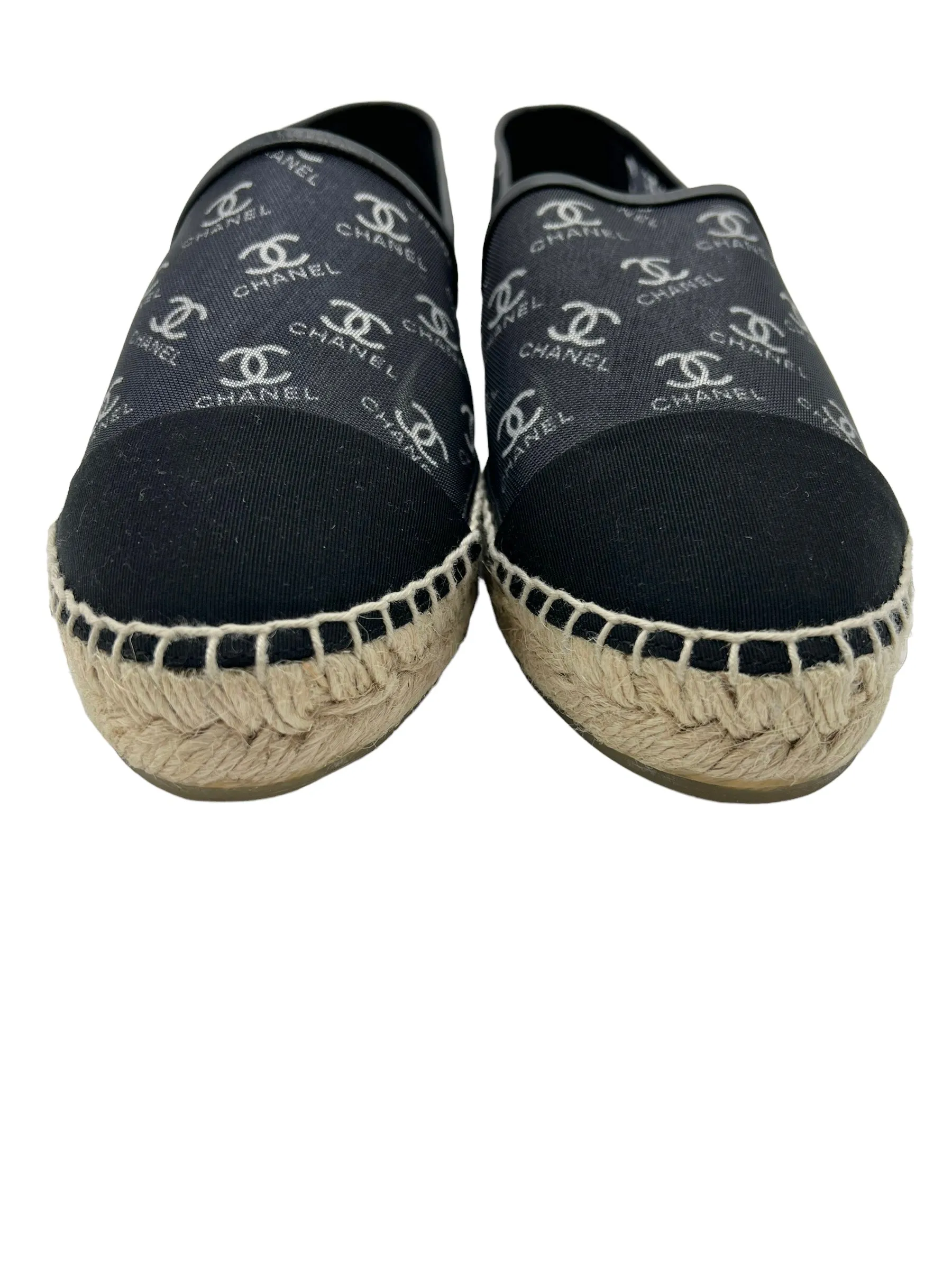 Chanel 19P Black & White Mesh CC Logo Size 40 Espadrilles