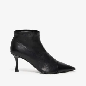 Magia | Women's tassel leather  stretch ankle boot